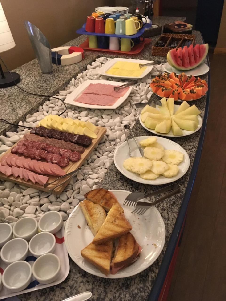 Euro Hotel Ibiruba Bagian luar foto